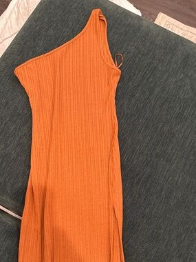 One shoulder dress with straps